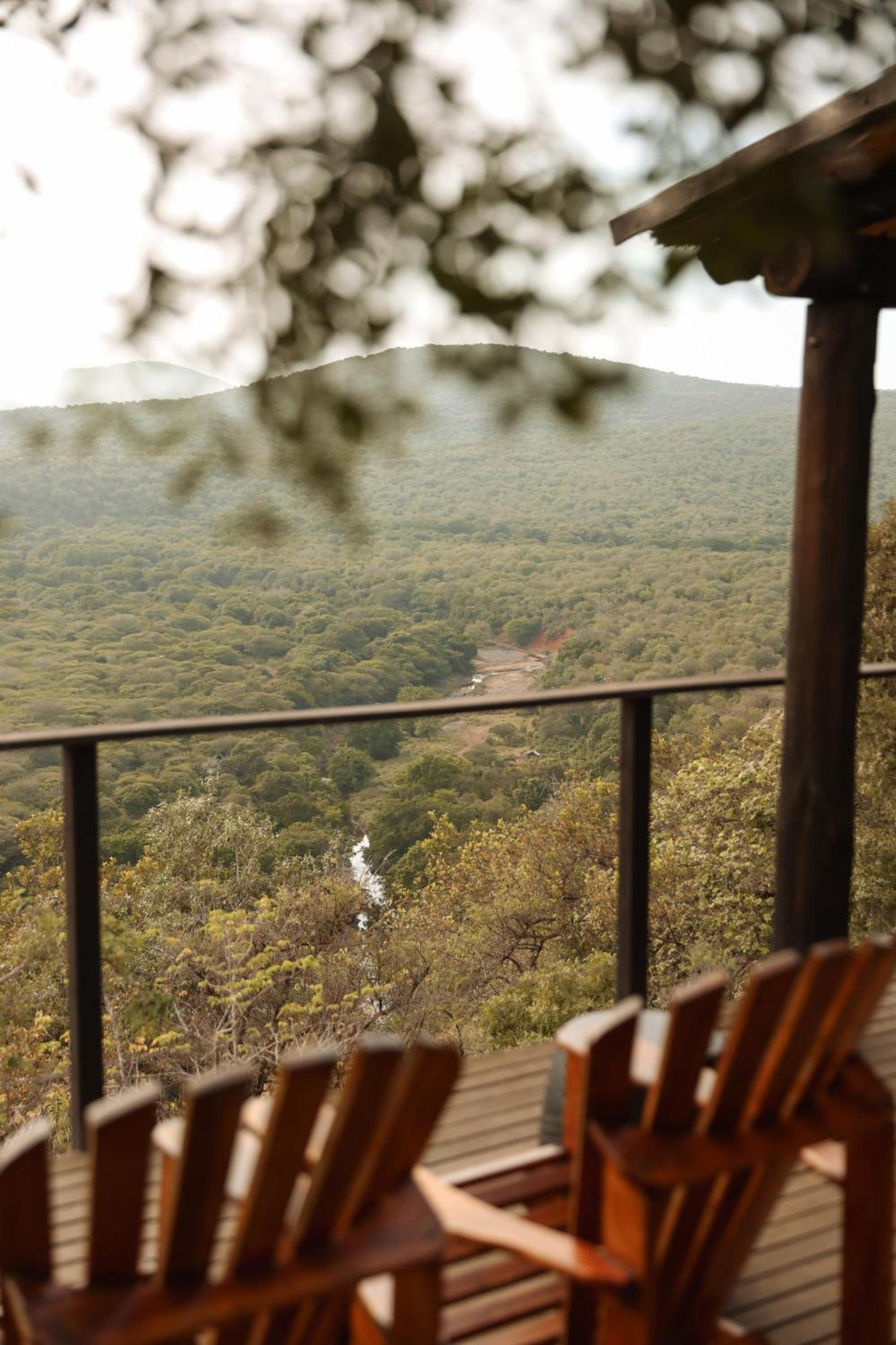 Leopard Mountain Safari Lodge Manyoni Private Game Reserve Exterior foto